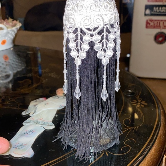 BX49 Jewelry Stand Display Holder Mannequin Embellished White Black Evening Gown - Picture 4 of 5